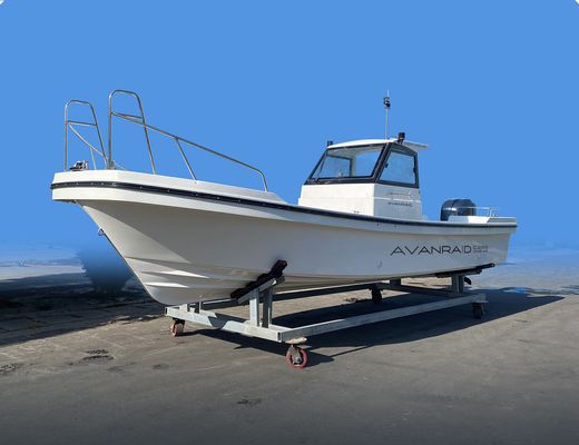 Катер AVANRAID C260 ANGLER