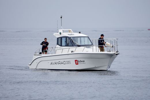 Катер AVANRAID F350 MARLIN