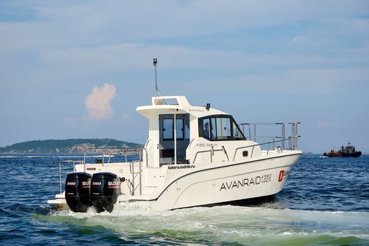 Катер AVANRAID F350 MARLIN