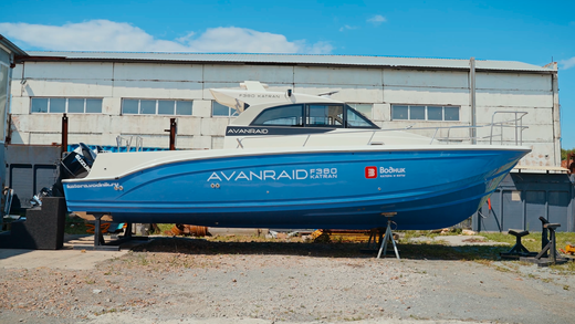 Катер AVANRAID F380 KATRAN с Suzuki 3хDF300APX