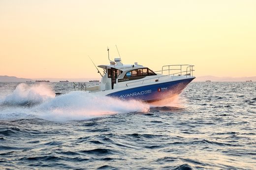 Катер AVANRAID F380 KATRAN с Suzuki 3хDF300APX