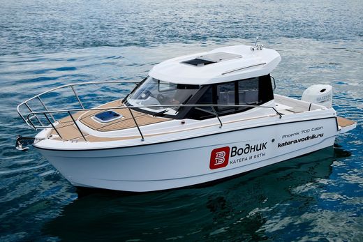 Катер Феникс 700 Cabin белый с Suzuki DF200ATX