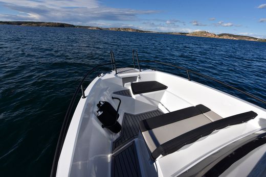 Катер Finnmaster S6