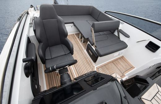 Катер Finnmaster T7