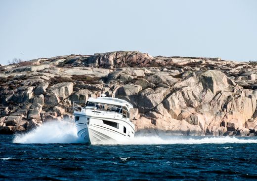 Катер Grandezza 37 Outboard