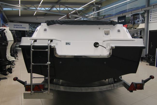 Катер Феникс 510 BR