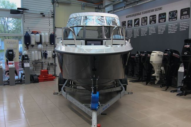 Катер Феникс 510 BR