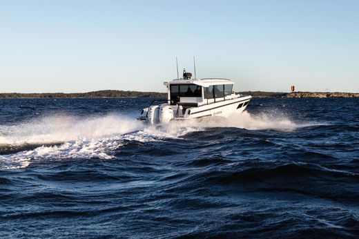 Катер QUARKEN 35 Cabin Tourer с Suzuki 2хDF300