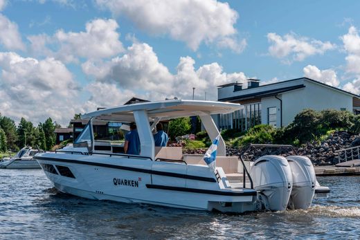 Катер QUARKEN 35 Sport Tourer