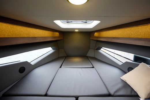 Катер Victory A8 Cabin Twin