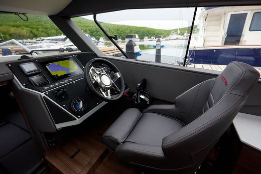 Катер Victory А8 Cabin