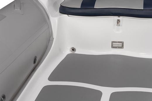 Лодка РИБ (RIB) Адмирал 470, с консолью, светло-серый/синий
