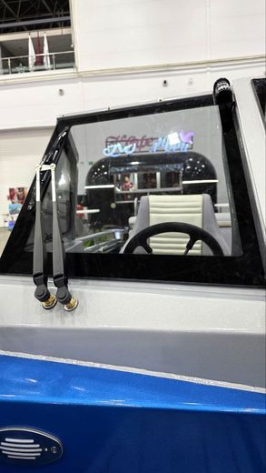 Моторная лодка SMARTLINER R1 с Marine Rocket MREF60FUEL-T