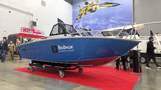 Моторная лодка SMARTLINER R1 с Marine Rocket MREF60FUEL-T