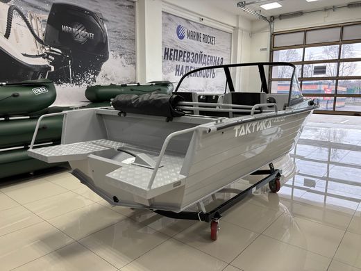 Моторная лодка, Тактика 430 DC (Comfort), серый с Marine Rocket MR25FFES