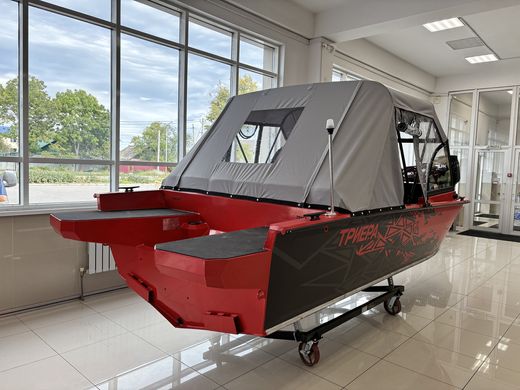 Моторная лодка, Триера 490 FISH, красный c Marine Rocket MREF60FUEL-T