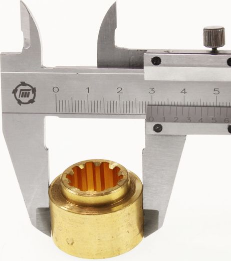 Шайба упорная Suzuki DF25-30; DT20-30 (на винт)