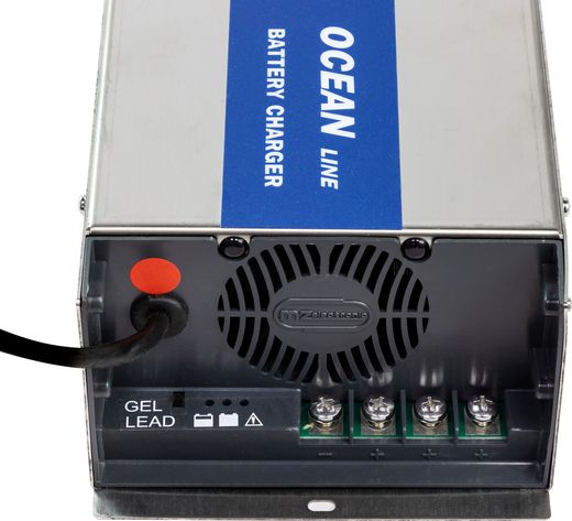 Зарядный береговой модуль Mzelectronic OCEAN PLUS 12В 25А