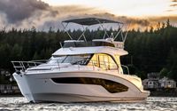 Катер Beneteau Antares 12 Fly с моторами 2x400 + Joystick