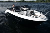 Катер Phoenix 510BR, белый привальный брус, СПЭВ