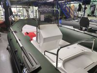 Консоль стеклопластиковая для РИБ (RIB) со стеклом