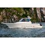 Катер AVANRAID F320 FISHMASTER